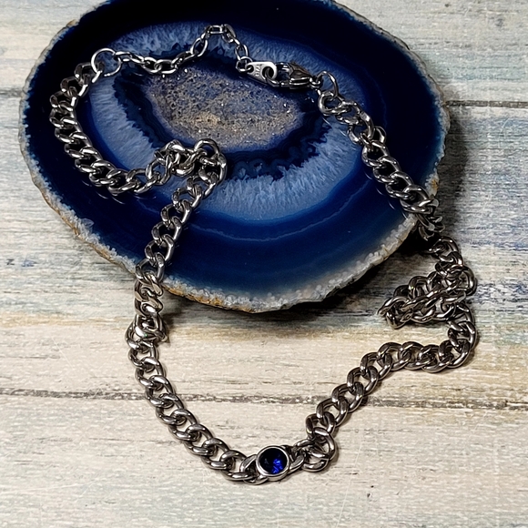 Other - Silver Chain Chocker Necklace with Blue Gem.